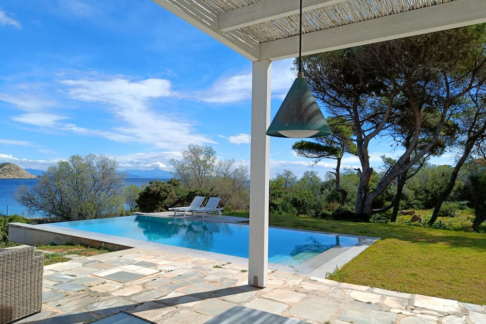 Photo of Outdoor in Ormos Agiou Ioannou