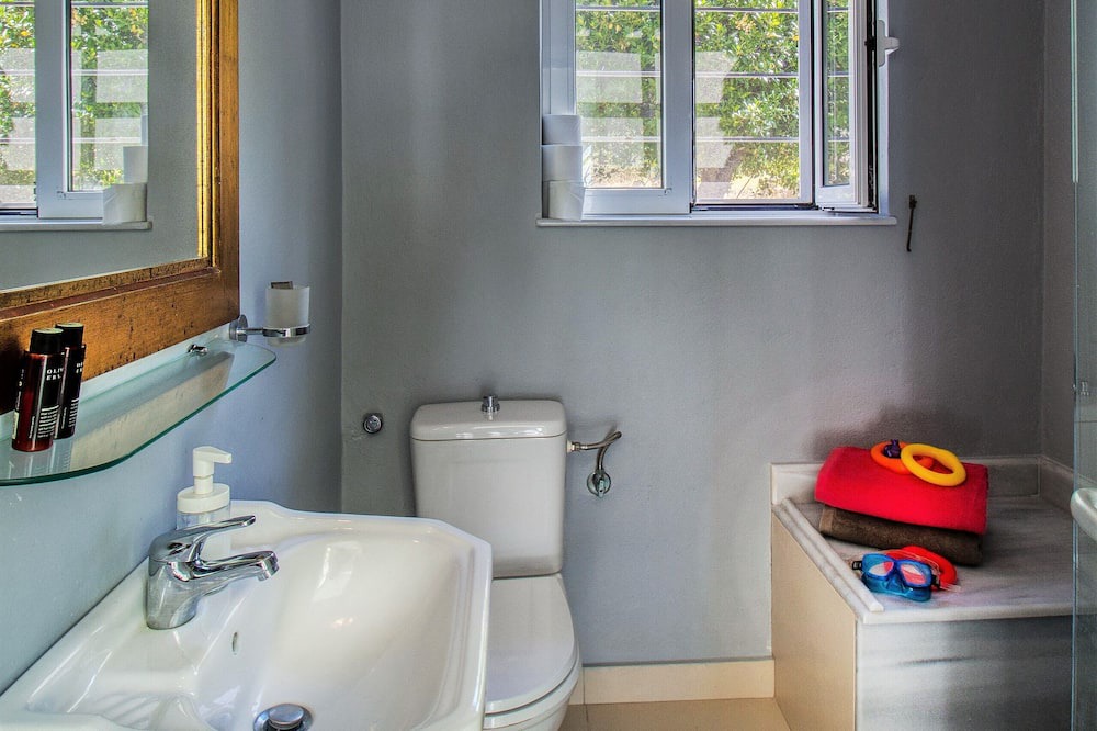 Photo of Bathroom in Ormos Agiou Ioannou
