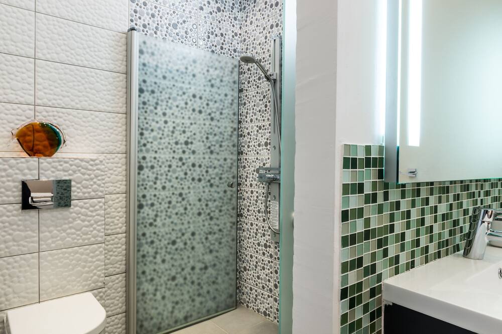 Photo of Bathroom in Kalathas