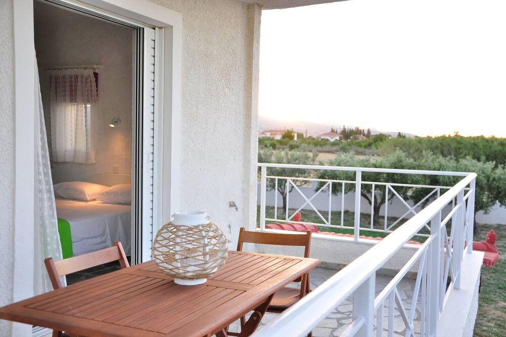 Photo of Patio Balcony in Velon