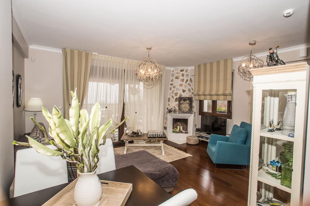 Photo of Livingroom in Polygyros