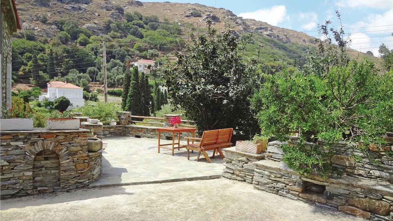 Photo of Patio Balcony in Steniai