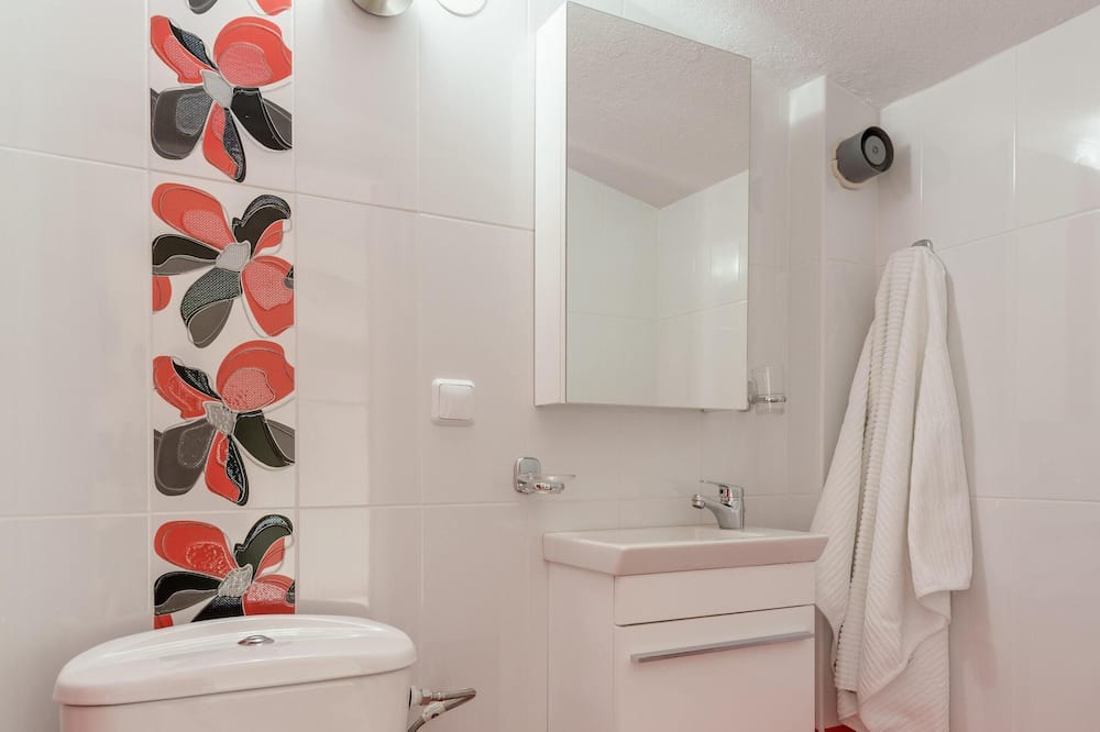 Photo of Bathroom in Neos Marmaras