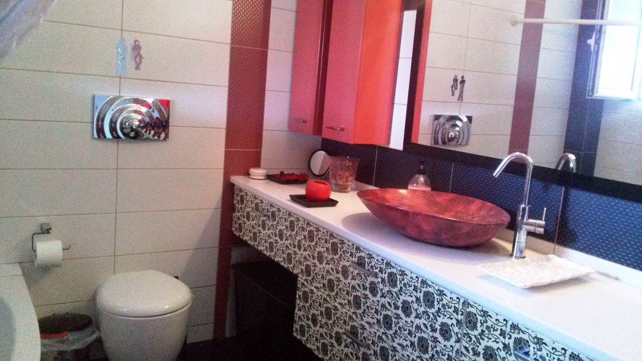 Photo of Bathroom in Agioi Anargyroi-Kamatero