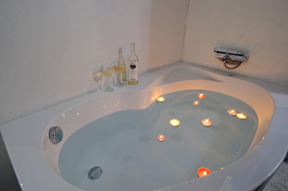 Photo of Bathroom in Mousio