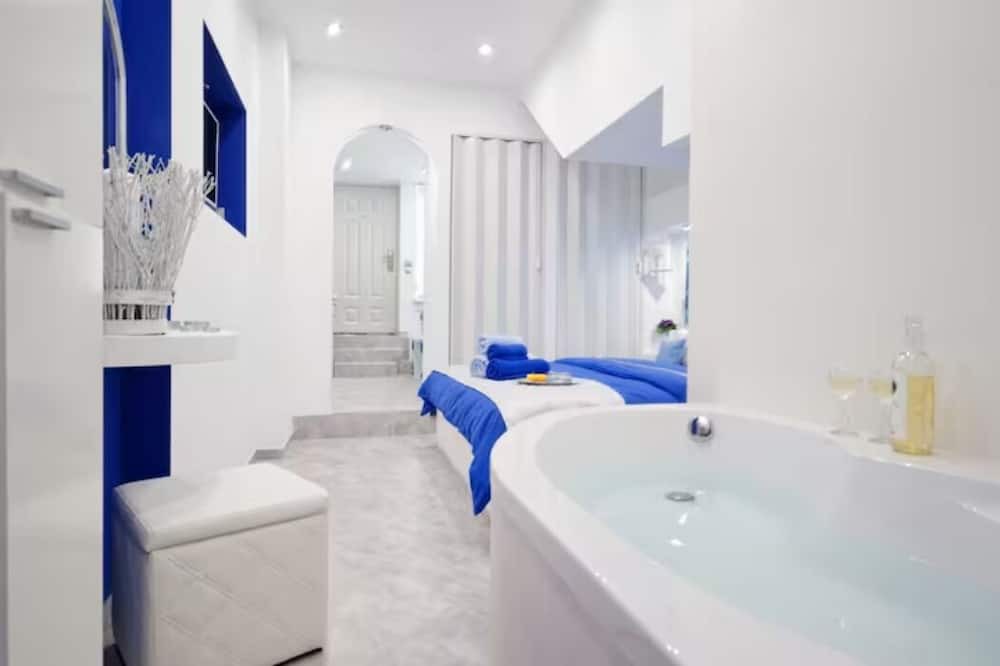 Photo of Bathroom in Mousio