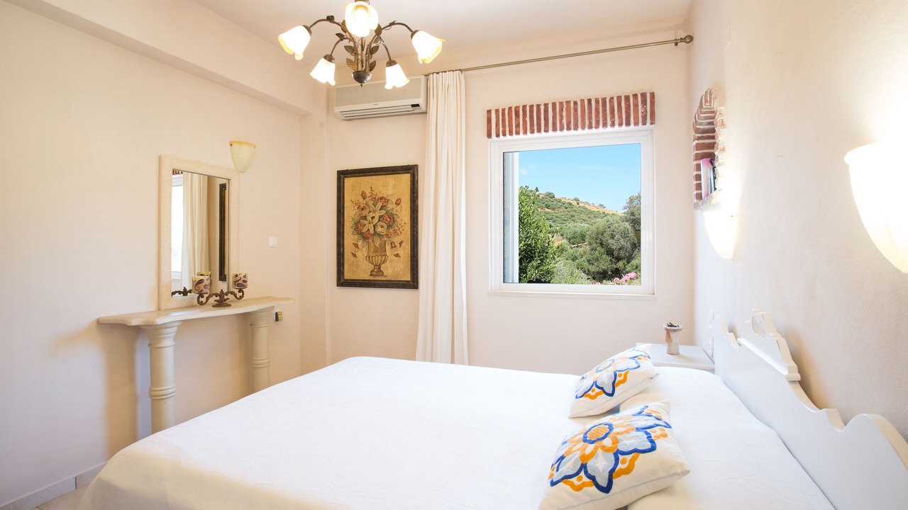 Photo of Bedroom in Faistos