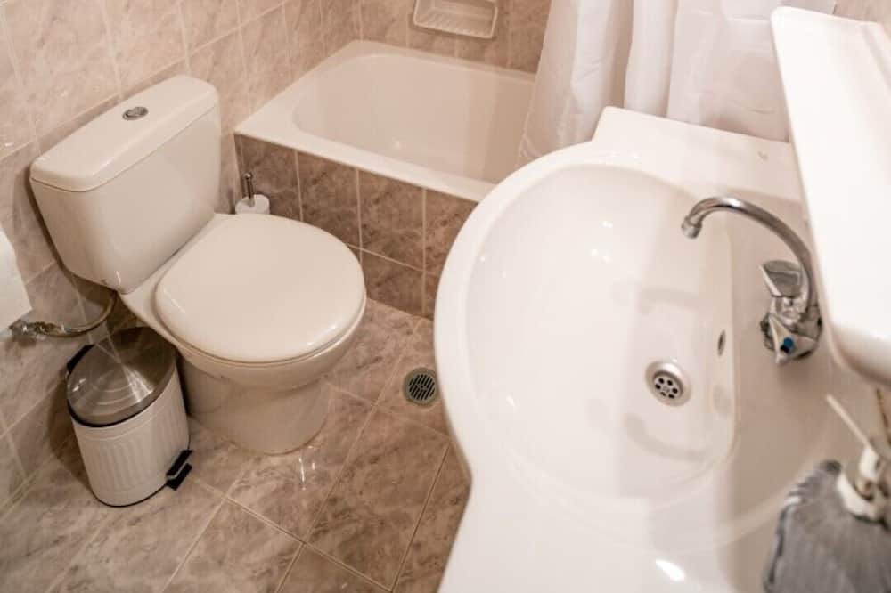 Photo of Bathroom in Schinias