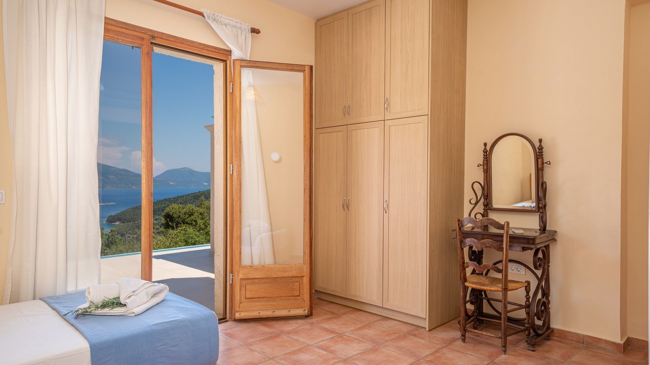 Photo of Bedroom in Tselendata
