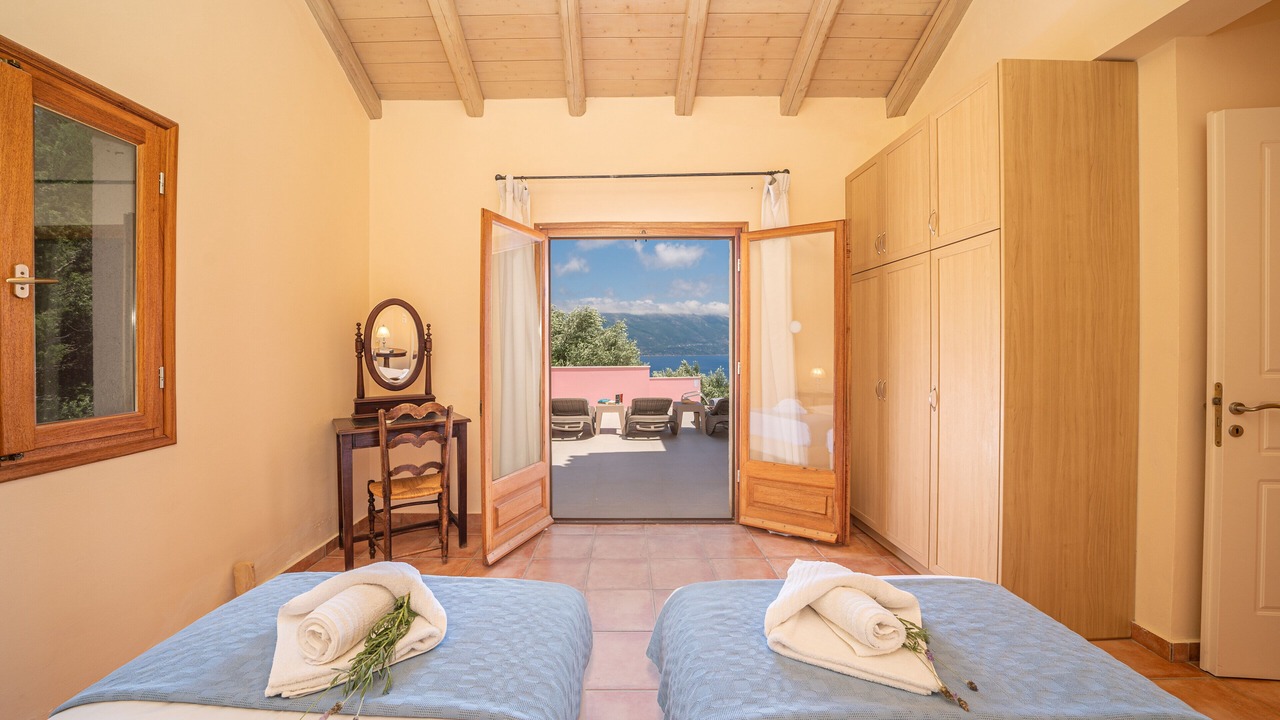 Photo of Bedroom in Tselendata