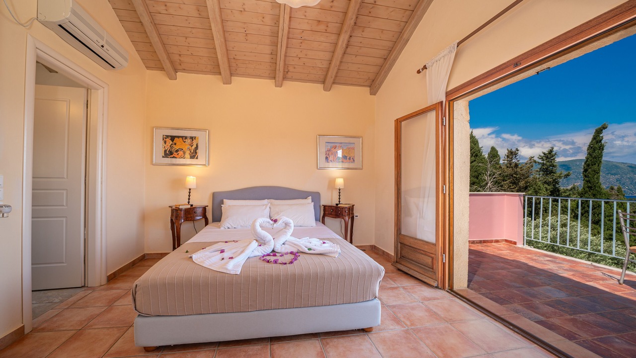 Photo of Bedroom in Tselendata