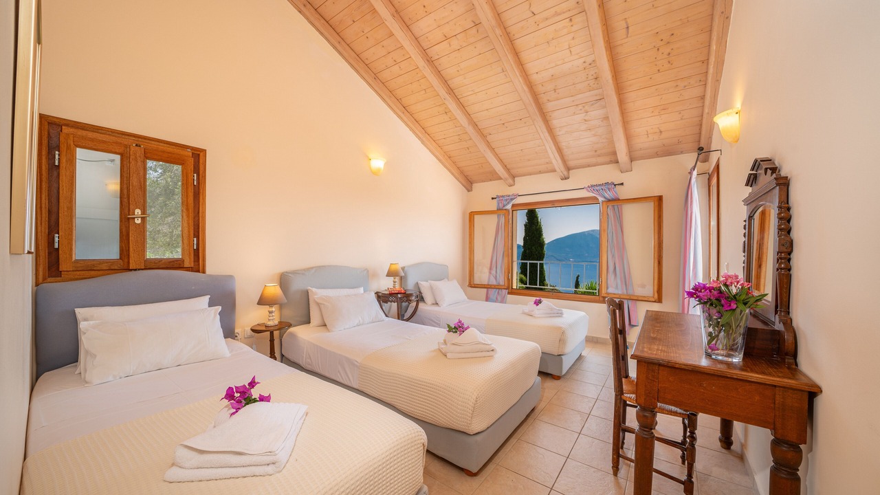 Photo of Bedroom in Tselendata