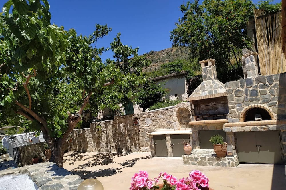 Photo of Outdoor in Grigoria