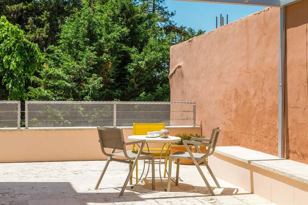 Photo of Patio Balcony in Armenoi
