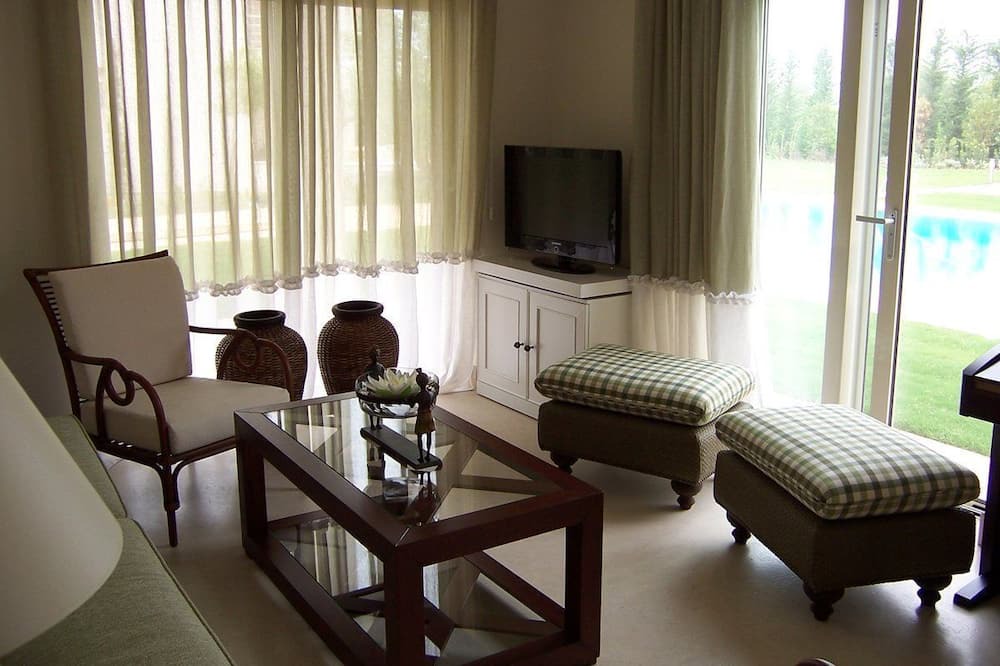 Photo of Livingroom in Chalcis