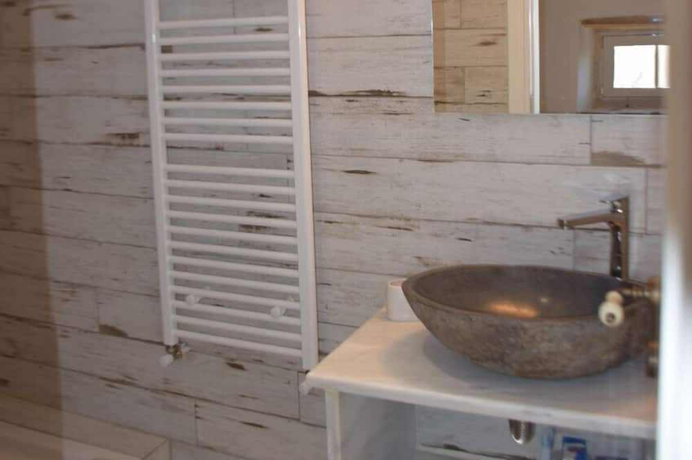 Photo of Bathroom in Kalami