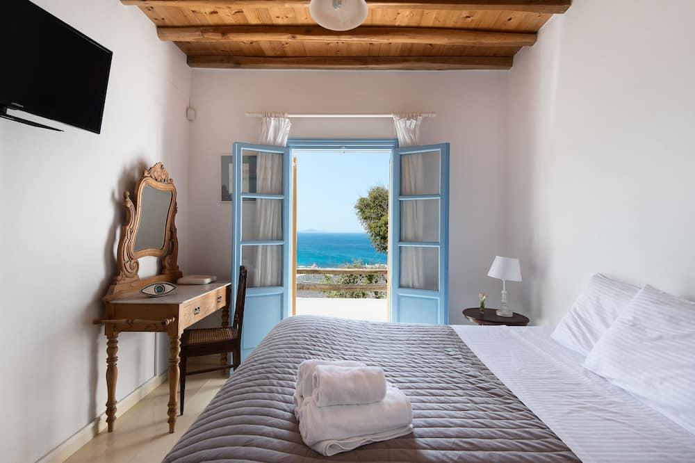 Photo of Bedroom in Houlakia