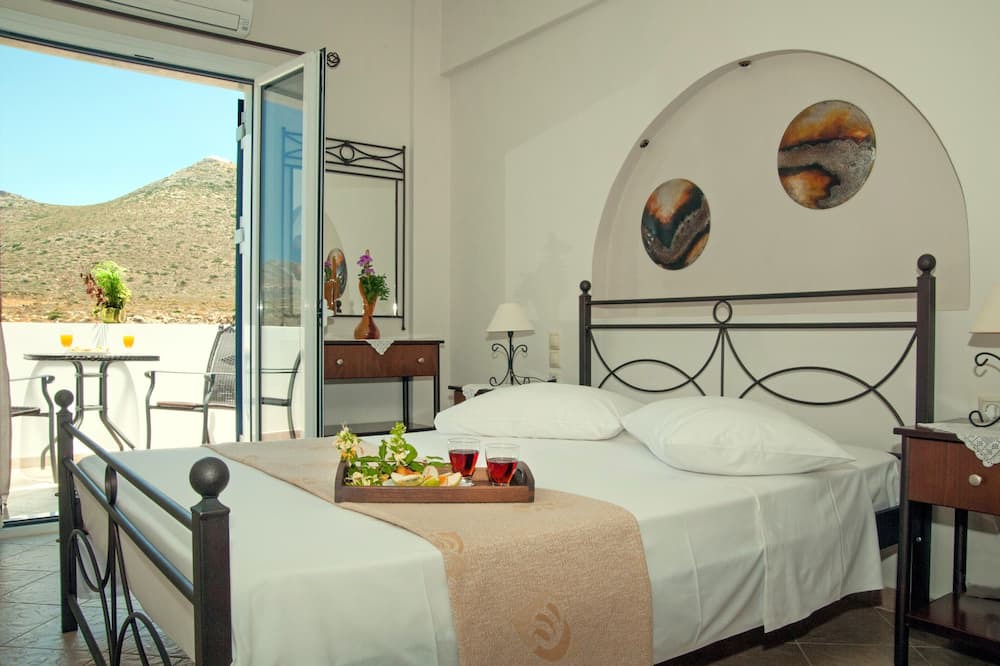Photo of Bedroom in Avlemonas