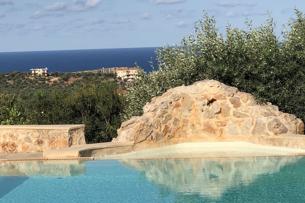 Photo of Outdoor in Pylos