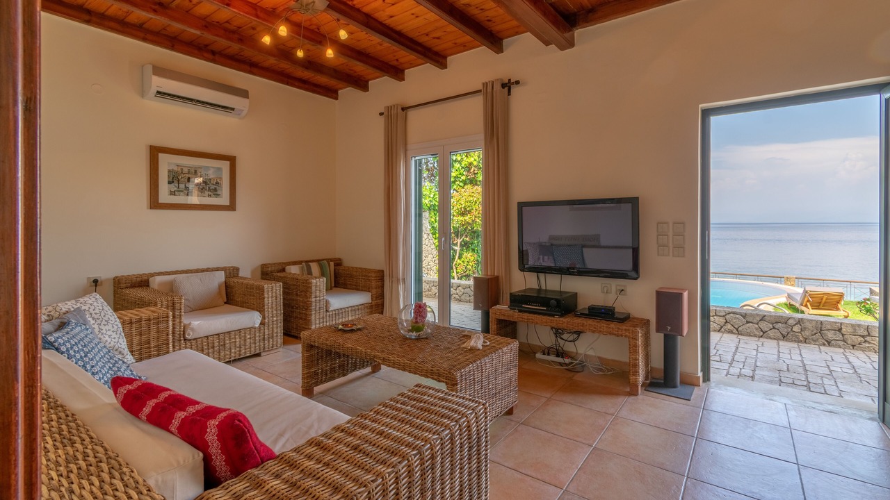 Photo of Livingroom in Benitses
