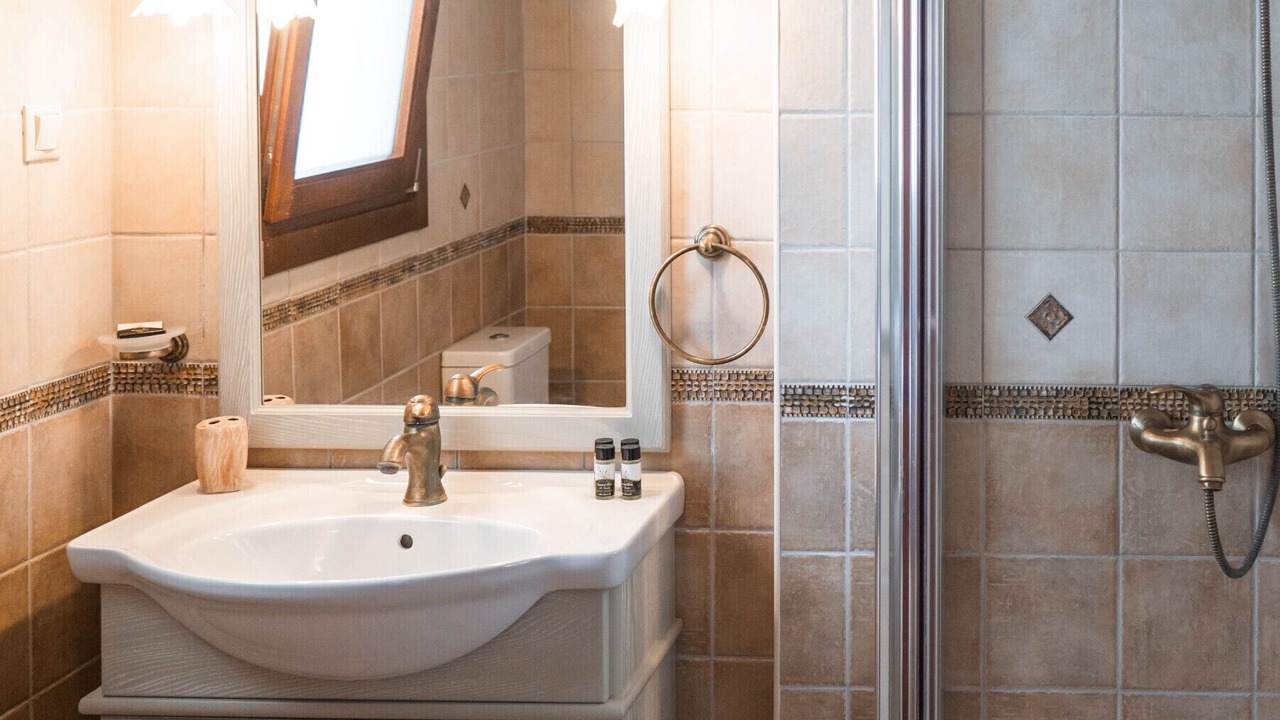 Photo of Bathroom in Agnos