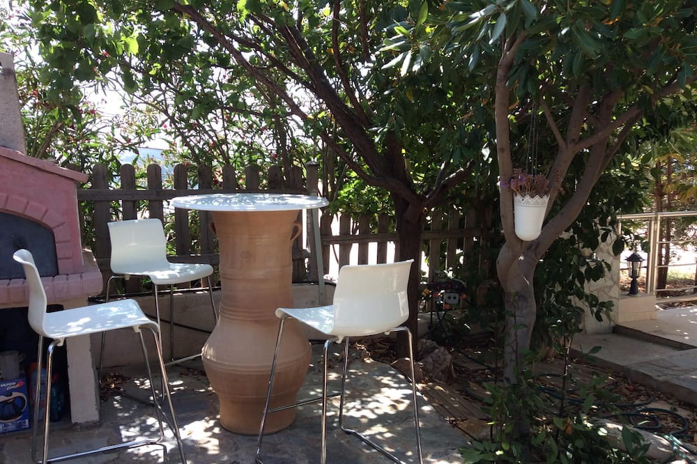 Photo of Outdoor in Charakas