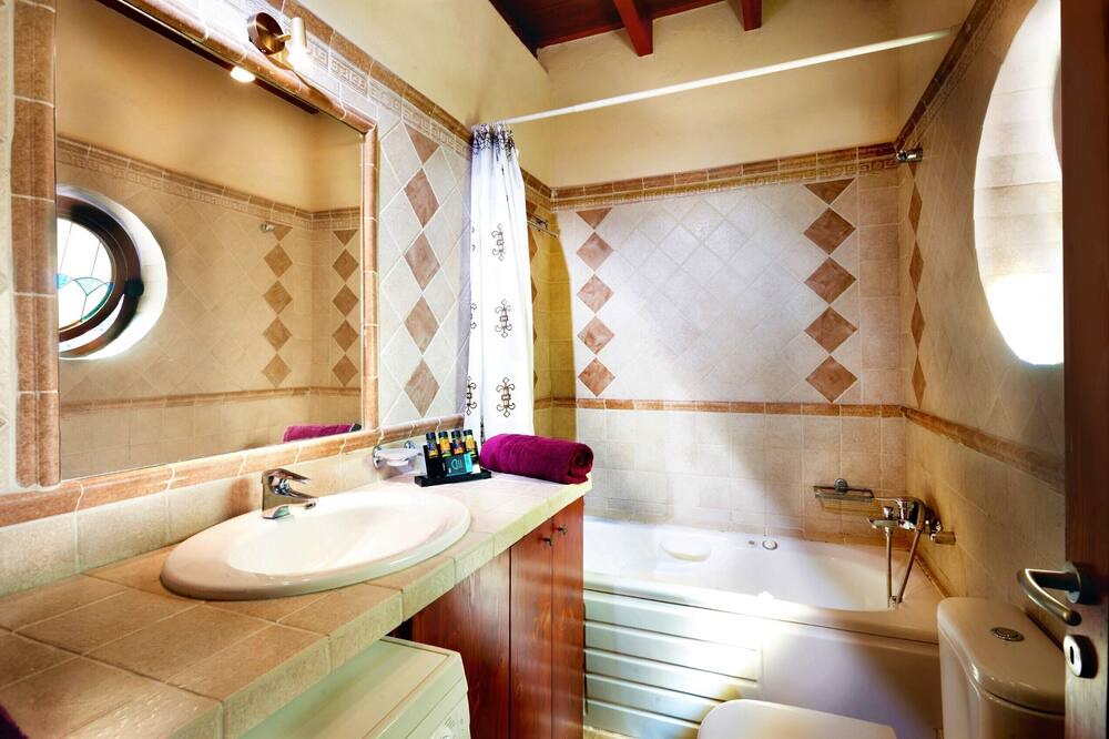 Photo of Bathroom in Loutra