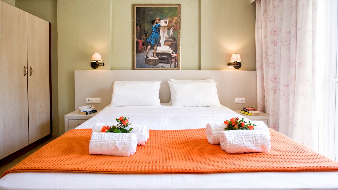 Photo of Bedroom in Skiathos Town