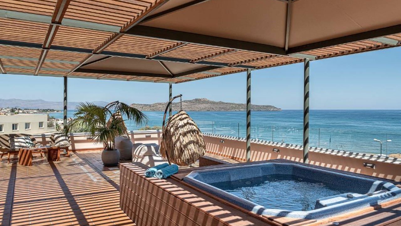 Photo of Patio Balcony in Kato Stalos