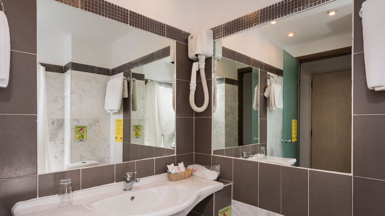 Photo of Bathroom in Paralia Kourna