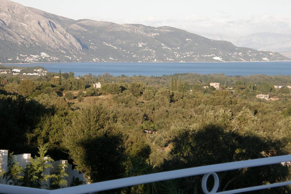 Photo of Patio Balcony in Vassilatika