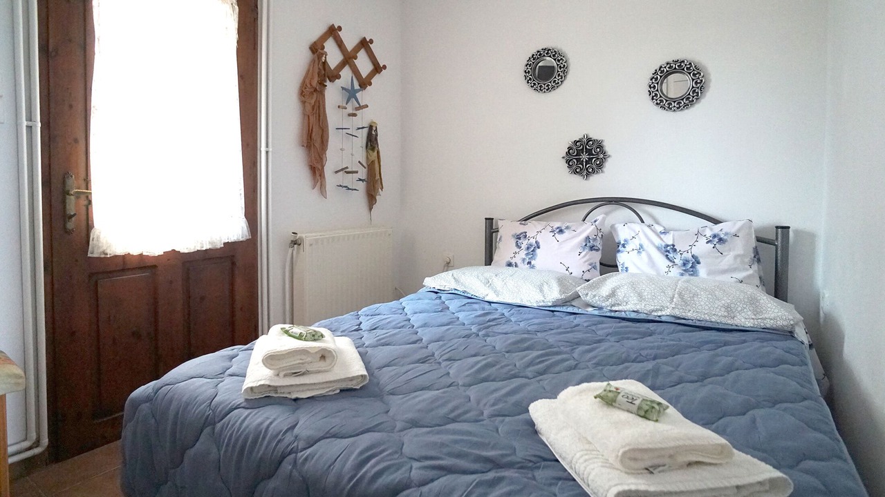 Photo of Bedroom in Lefkippos