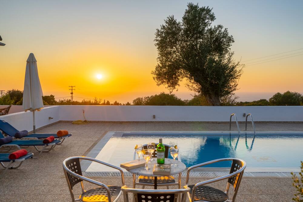 Photo of Outdoor in Markoulata
