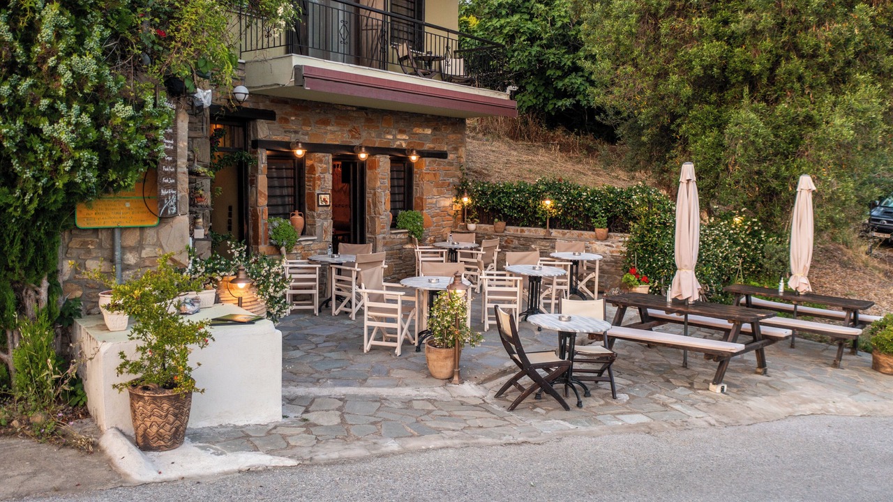 Photo of Outdoor in Parthenonas