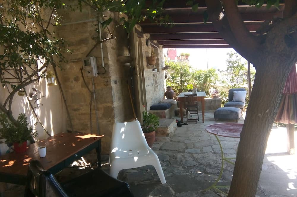 Photo of Patio Balcony in Kapetaniana