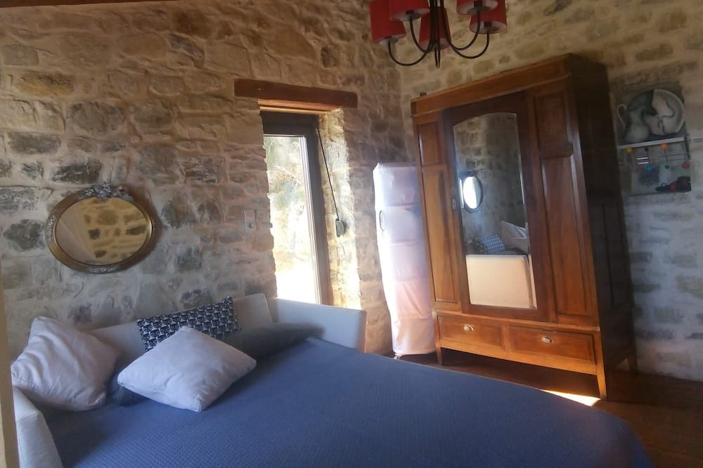 Photo of Bedroom in Kapetaniana