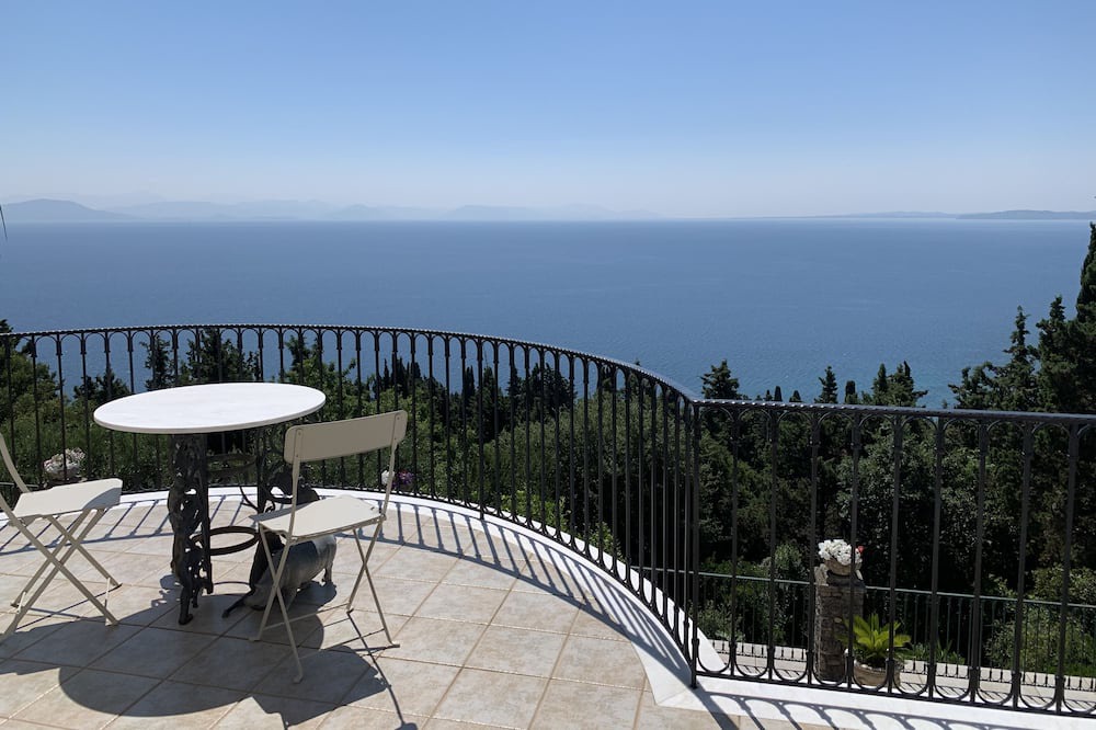 Photo of Patio Balcony in Dafnata