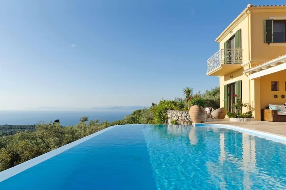 Photo of Outdoor in Kavallos