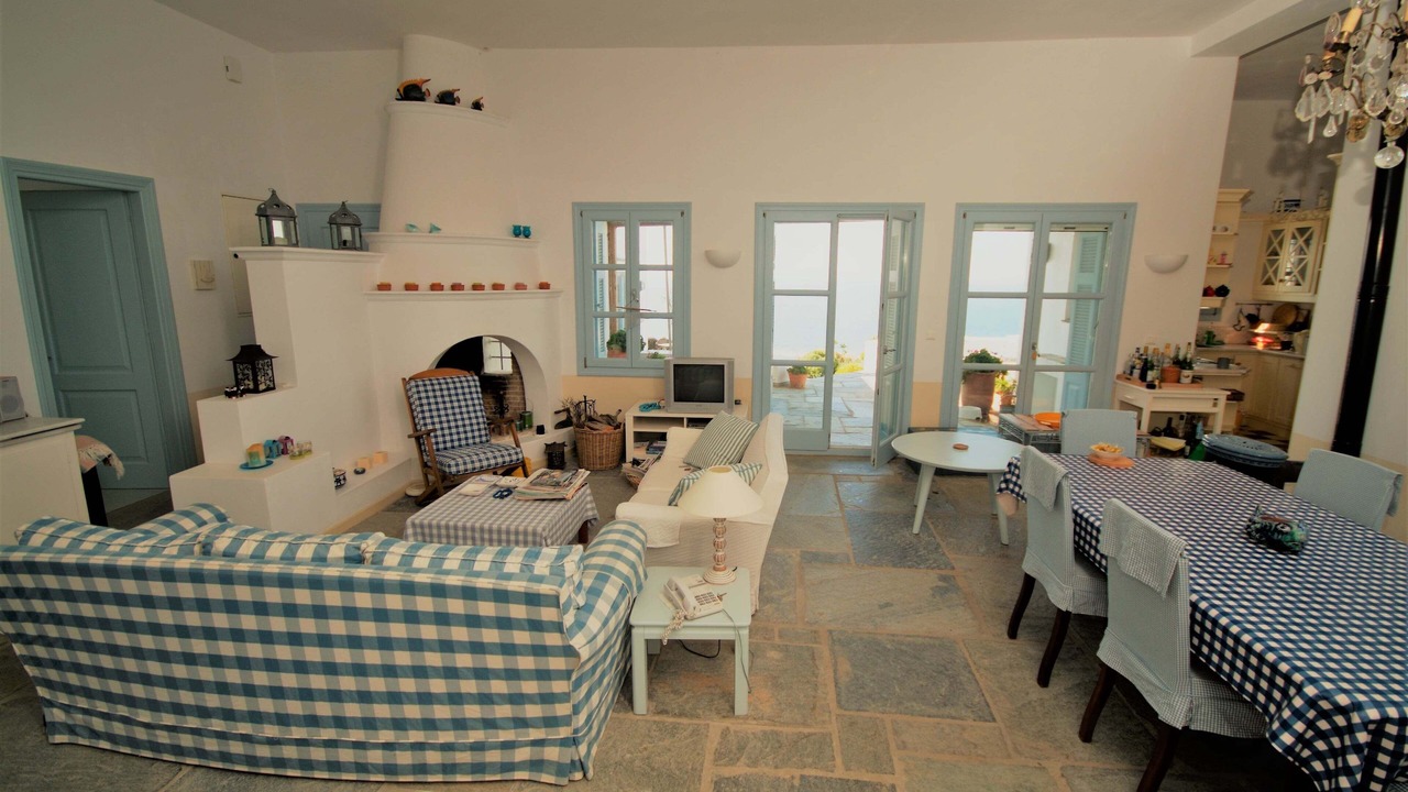 Photo of Livingroom in Batsi