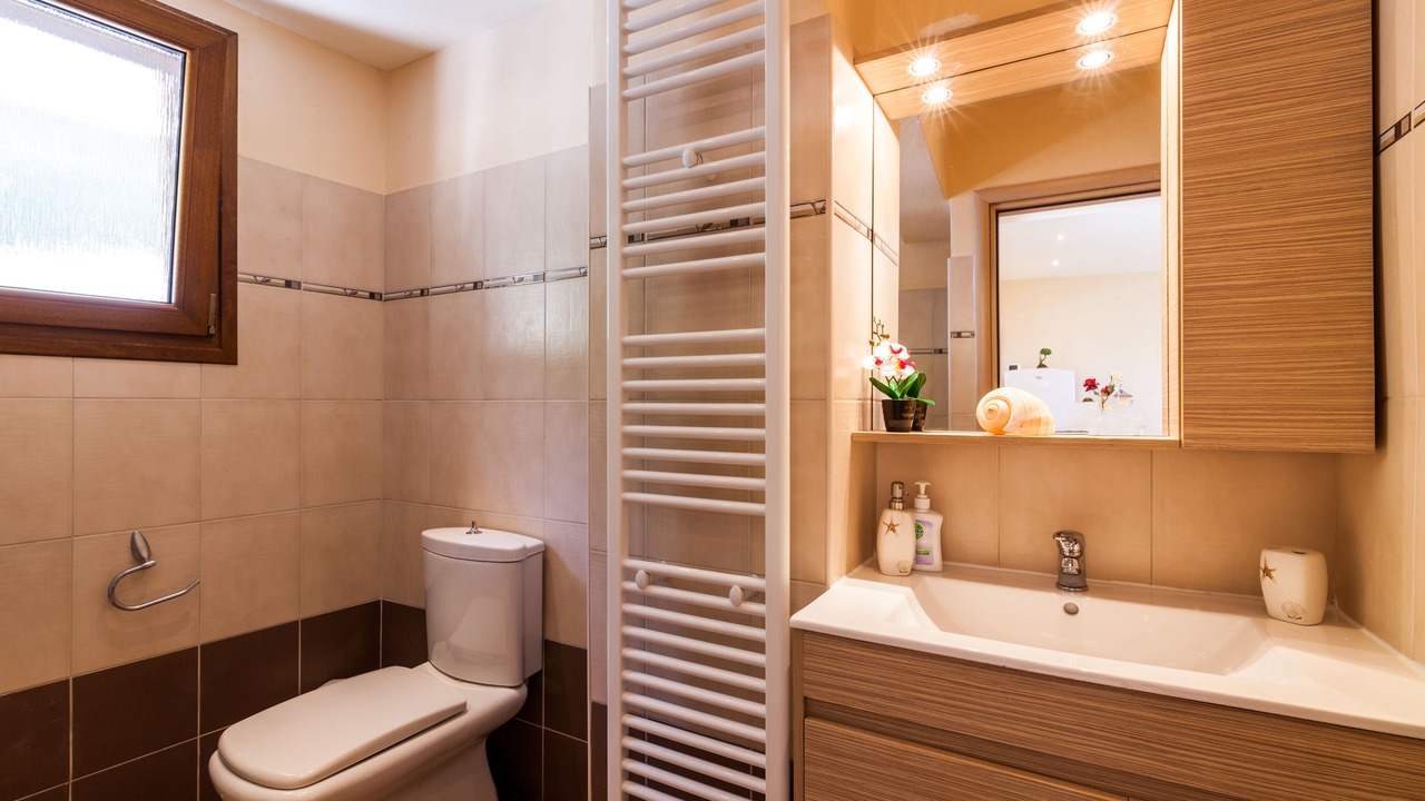 Photo of Bathroom in Paramonas