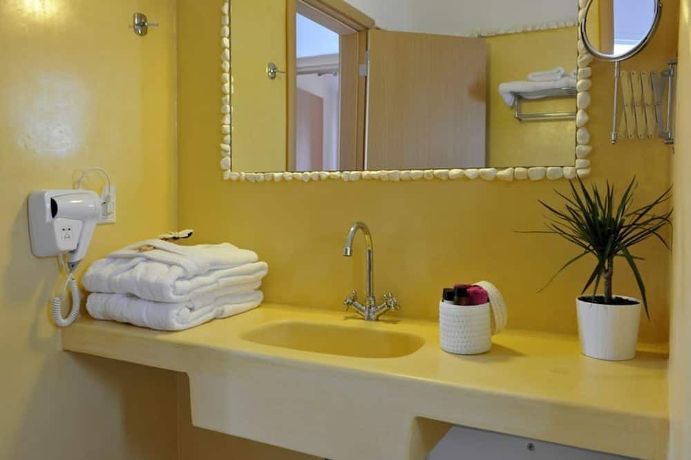 Photo of Bathroom in Naousa