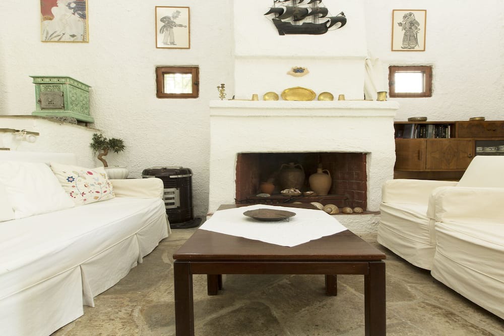 Photo of Livingroom in Elia