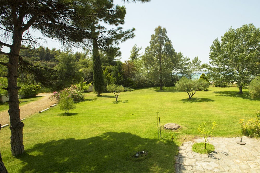Photo of Outdoor in Elia