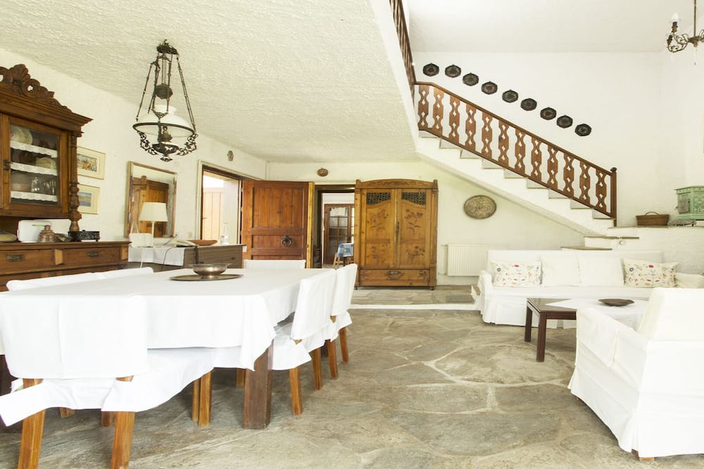Photo of Livingroom in Elia