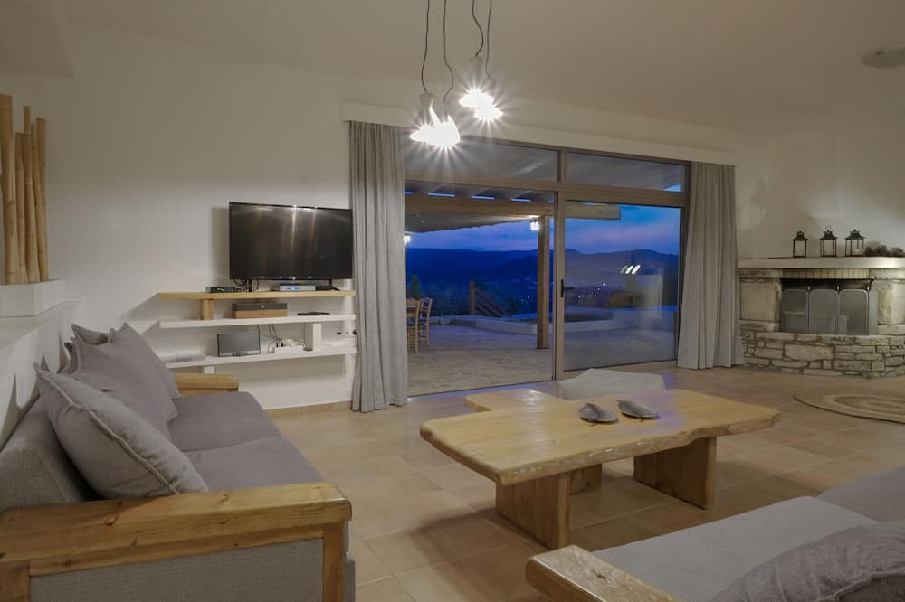 Photo of Livingroom in Kamilari