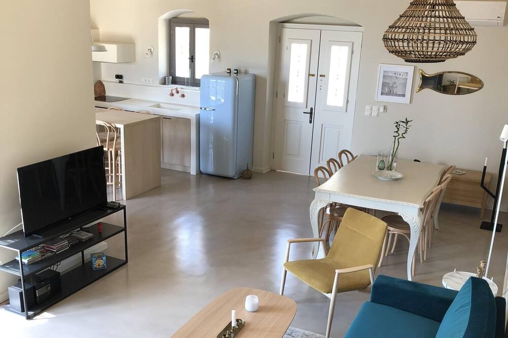 Photo of Livingroom in Evreti