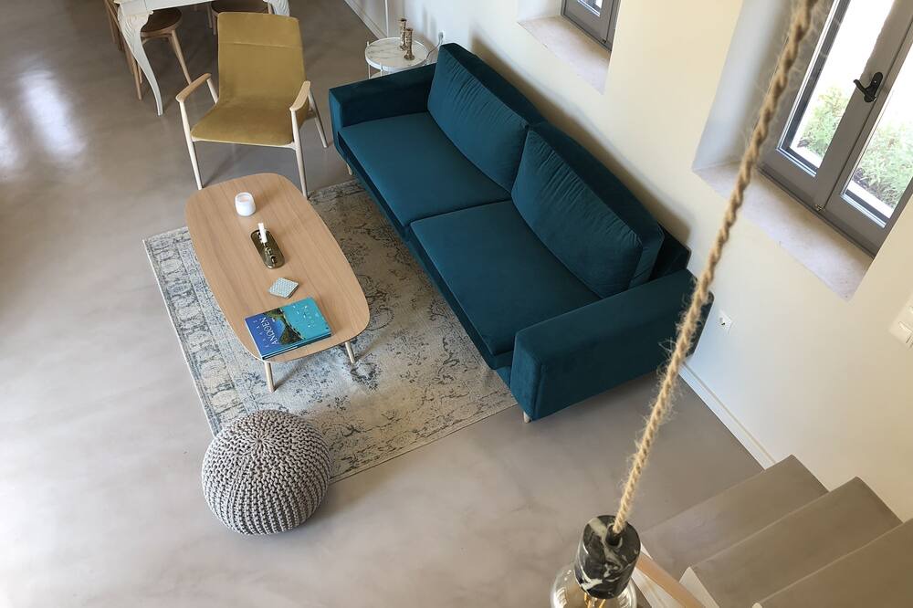 Photo of Livingroom in Evreti