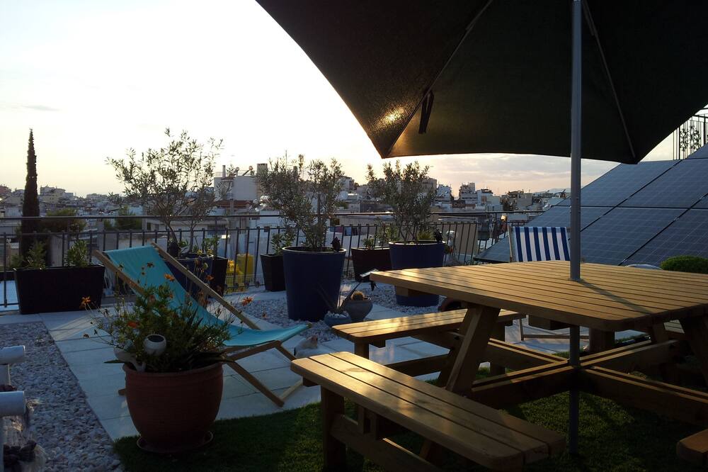 Photo of Patio Balcony in Ilioupoli