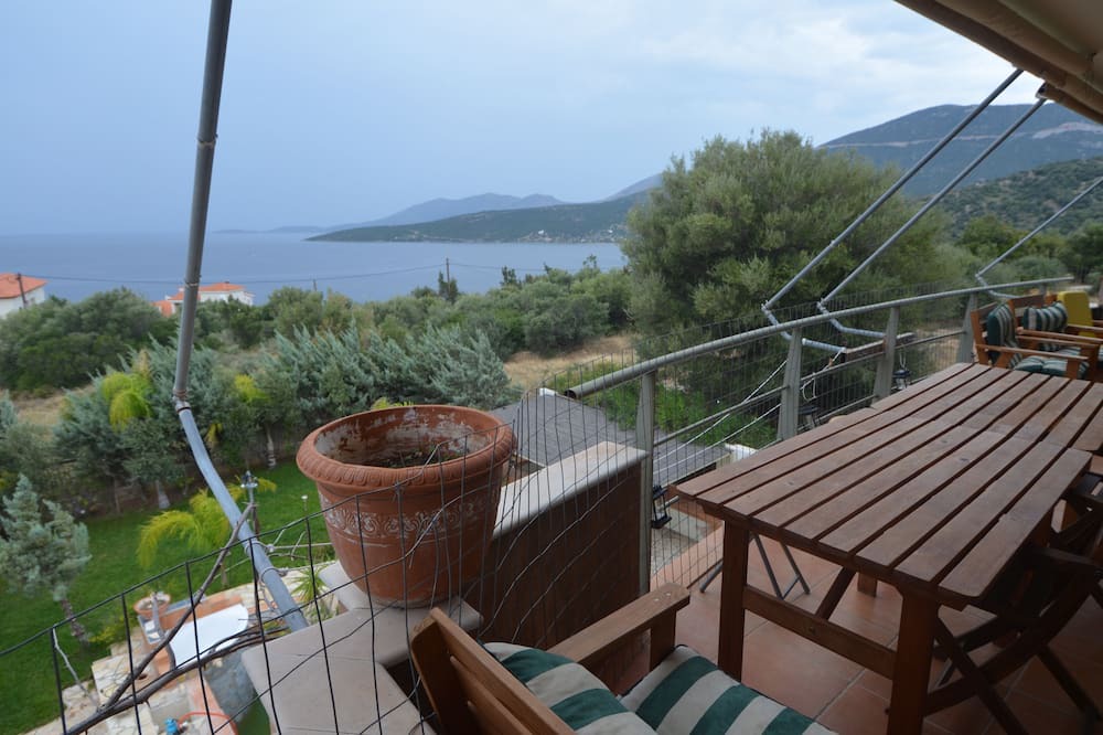 Photo of Patio Balcony in Marmari