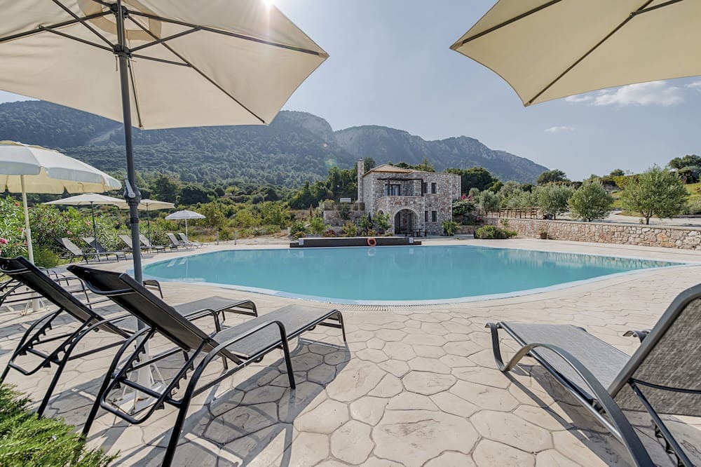 Photo of Outdoor in Salakos